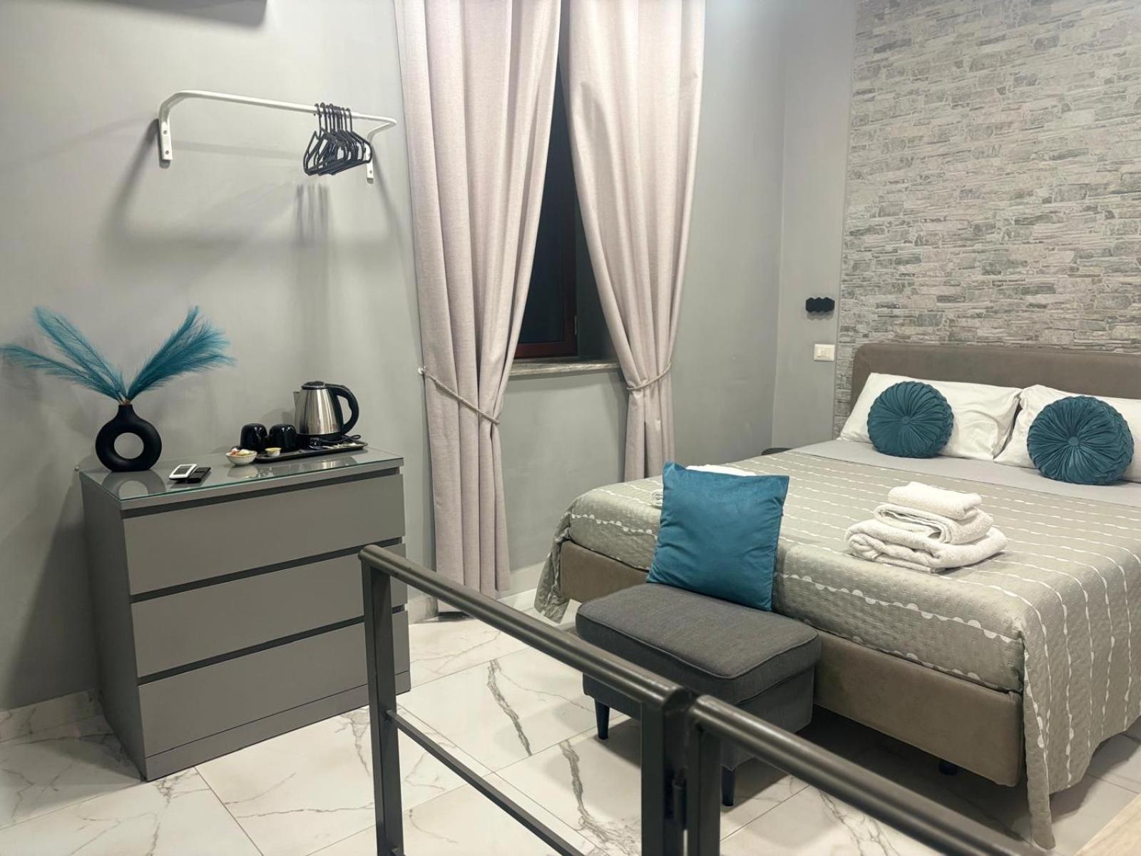 B&B Alla Stazione Napels Buitenkant foto