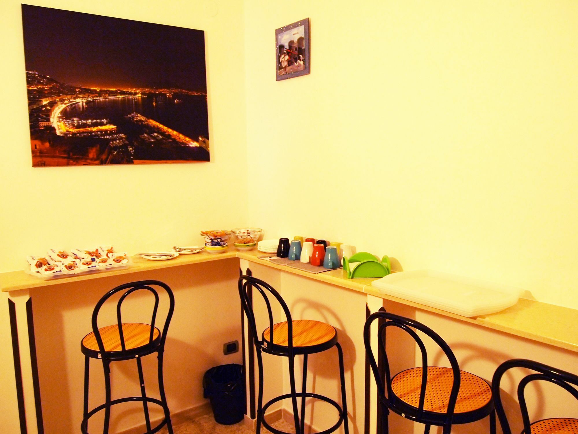 B&B Alla Stazione Napels Buitenkant foto